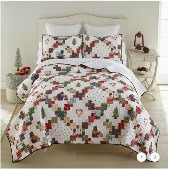Christmas Holiday Printed Patchwork King Quilt Set Festive Vintage Whimsical - Picture 1 of 5